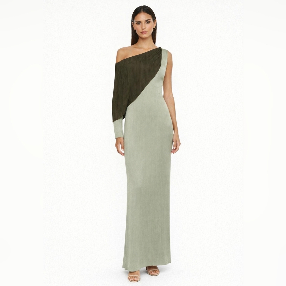 Aya Muse Indi Slik Blend Light Green Asymmetrical Cape Maxi Dress New Size XS